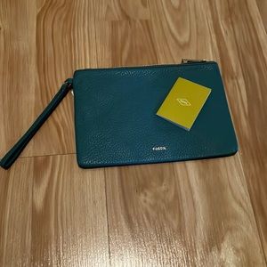FOSSIL wristlet